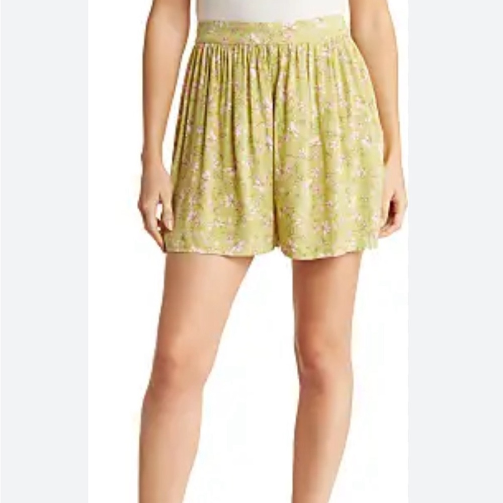 Abound mini floral shorts size M